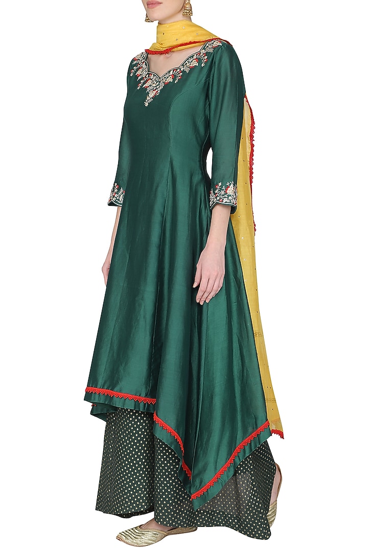 Spruce green embroidered asymmetrical kurta set available only at Pernia's Pop Up Shop.