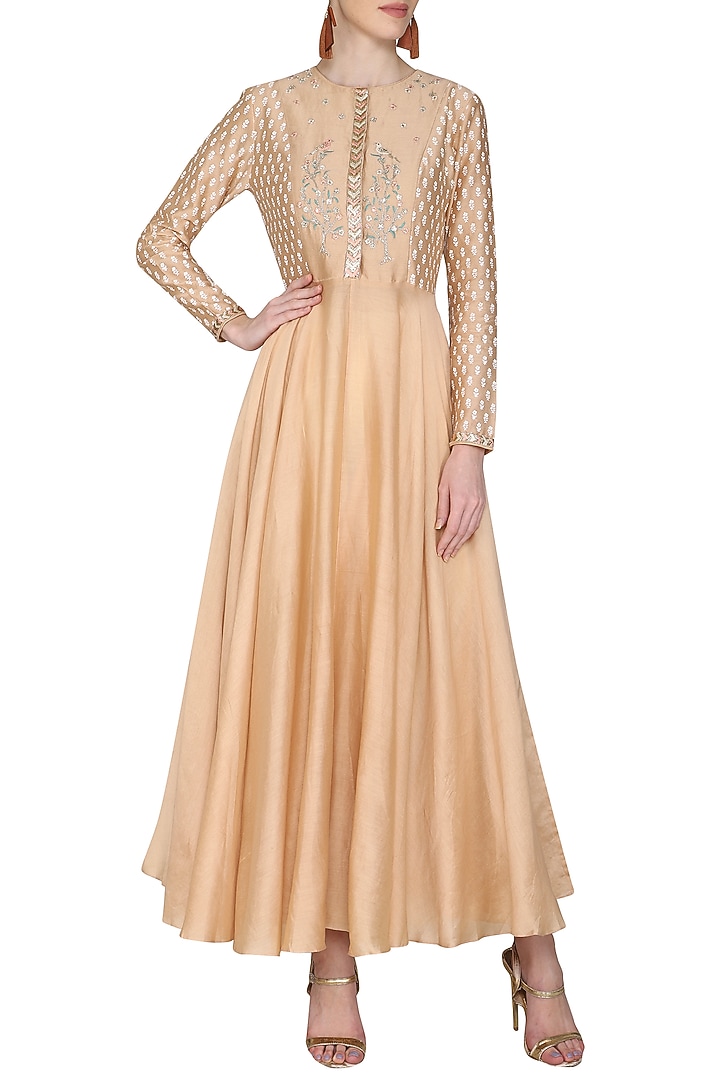 Taupe embroidered kurta with ivory palazzo pants available only at Pernia's Pop Up Shop.