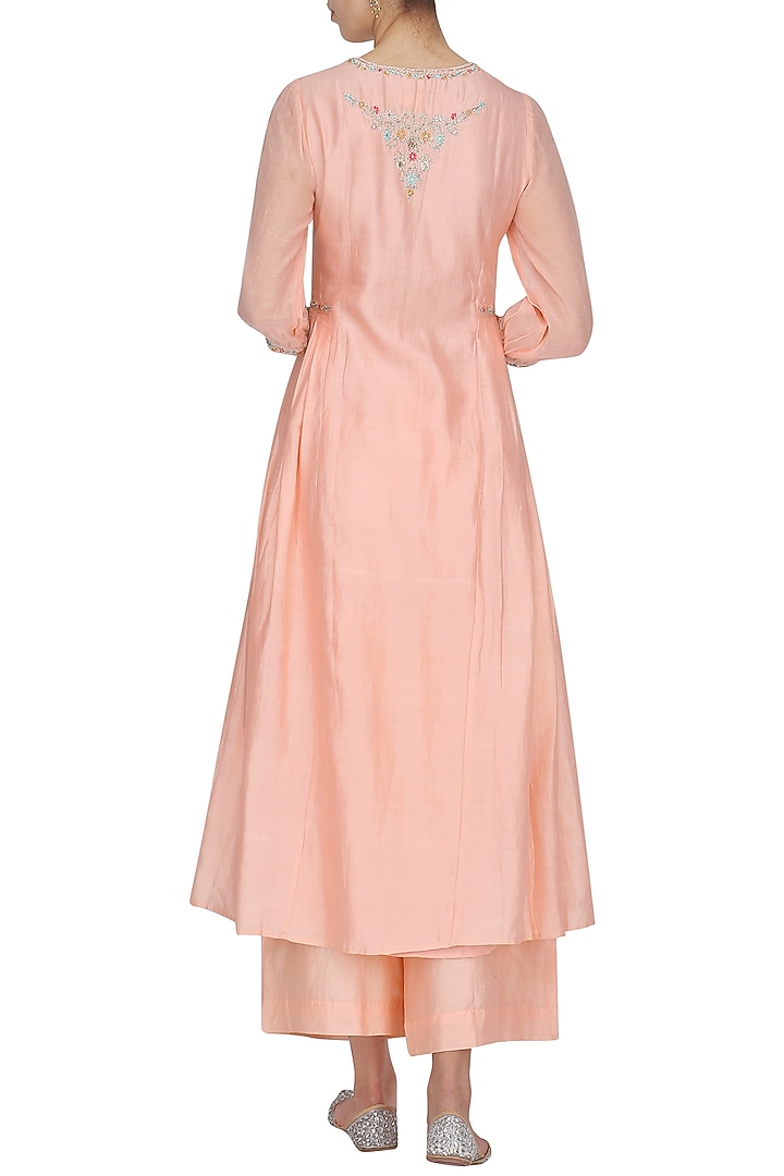Salmon pink embroidred kurta set available only at Pernia's Pop Up Shop.