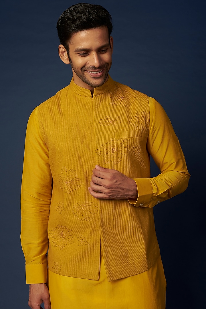 Mustard Embroidered Bundi Jacket With Kurta Set by Khanijo at Pernia's Pop Up Shop