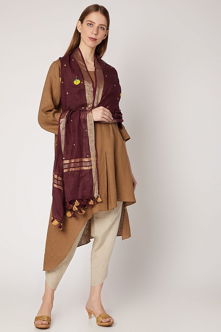 Dark Magenta Floral Embroidered Dupatta by Khes at Pernia's Pop Up Shop