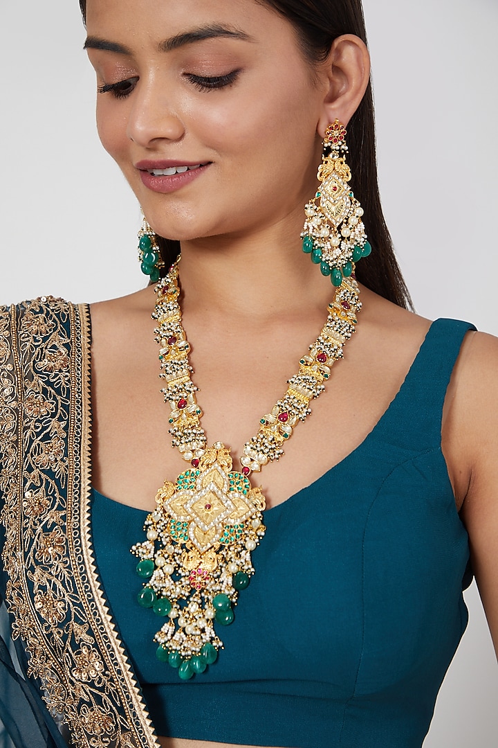 Gold Finish Kundan Polki Pendant Necklace Set by Khushi Jewels