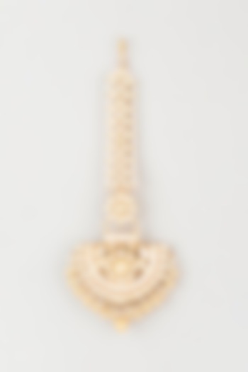 Gold Finish Kundan Polki Maang Tikka by Khushi Jewels at Pernia's Pop Up Shop