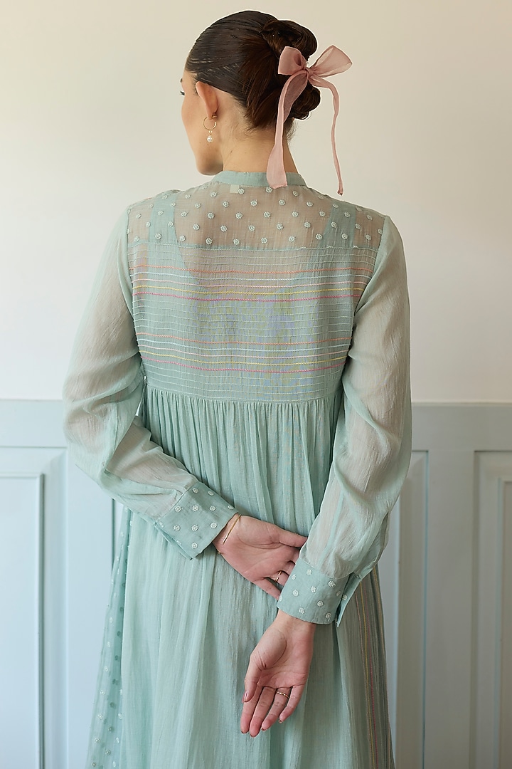 Pastel Blue Cotton Floral Embroidered Kurta Set by Khyati Rughani at Pernia's Pop Up Shop