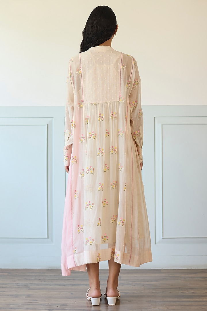 Light Pink Cotton Patchwork Embroidered Vacation Dress by Khyati Rughani at Pernia's Pop Up Shop