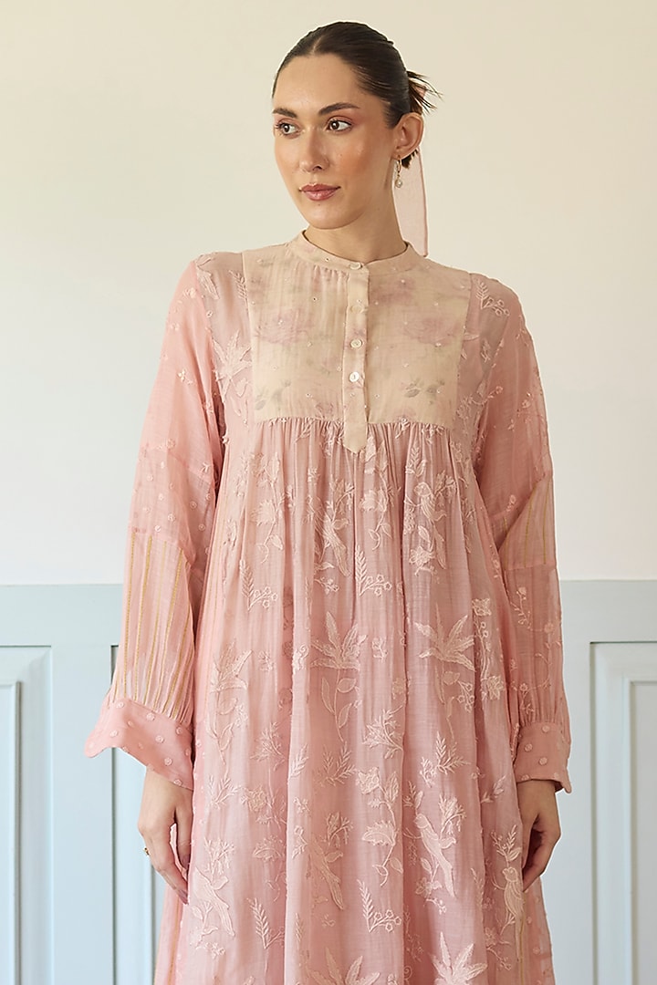 Blush Pink Cotton Applique Kurta Set by Khyati Rughani at Pernia's Pop Up Shop