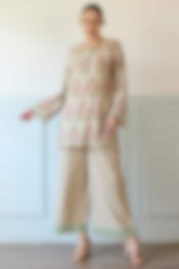 Beige Cotton Pintuck Short Kurta Set by Khyati Rughani at Pernia's Pop Up Shop