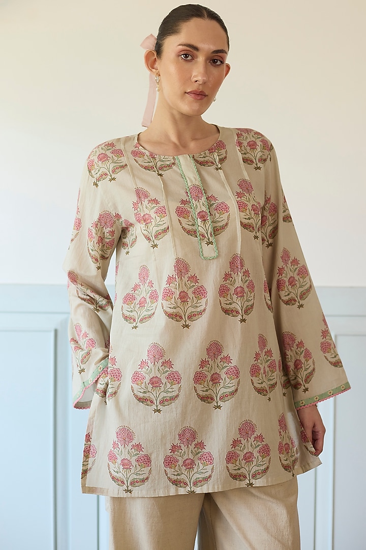 Beige Cotton Pintuck Short Kurta Set by Khyati Rughani at Pernia's Pop Up Shop