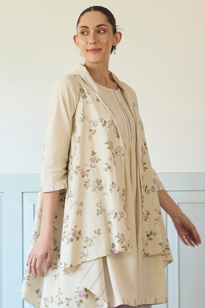 White Cotton Short Kurta Set by Khyati Rughani at Pernia's Pop Up Shop