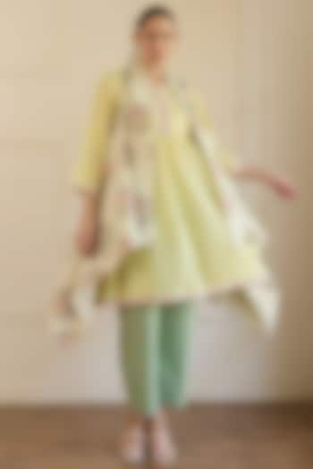 Yellow Cotton Short Kurta Set by Khyati Rughani at Pernia's Pop Up Shop