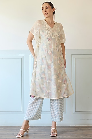 White Chanderi Silk Applique Kaftan Set by Khyati Rughani