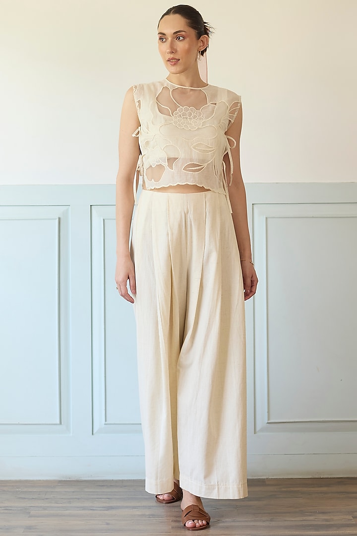 White Chanderi Silk Tie-Up Co-Ord Set by Khyati Rughani at Pernia's Pop Up Shop