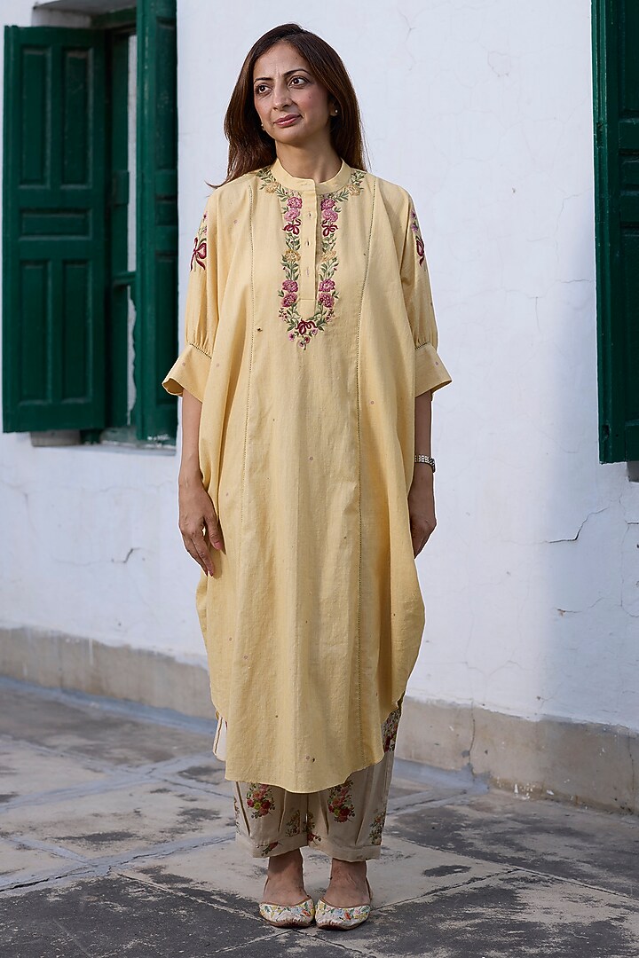 Ecru & Red Khadi Floral Printed Pants by Khyati Rughani at Pernia's Pop Up Shop