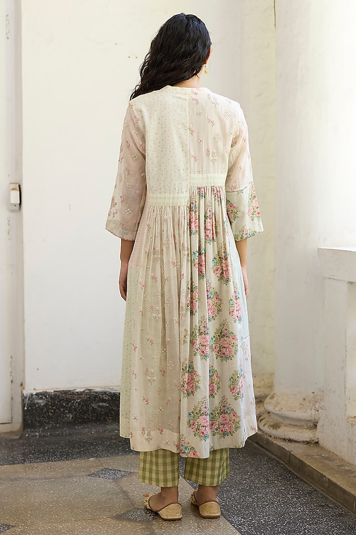 Off-White & Pink Khadi Printed Tunic by Khyati Rughani at Pernia's Pop Up Shop