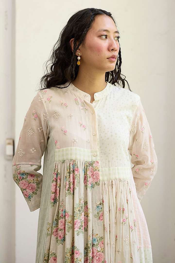 Off-White & Pink Khadi Printed Tunic by Khyati Rughani at Pernia's Pop Up Shop