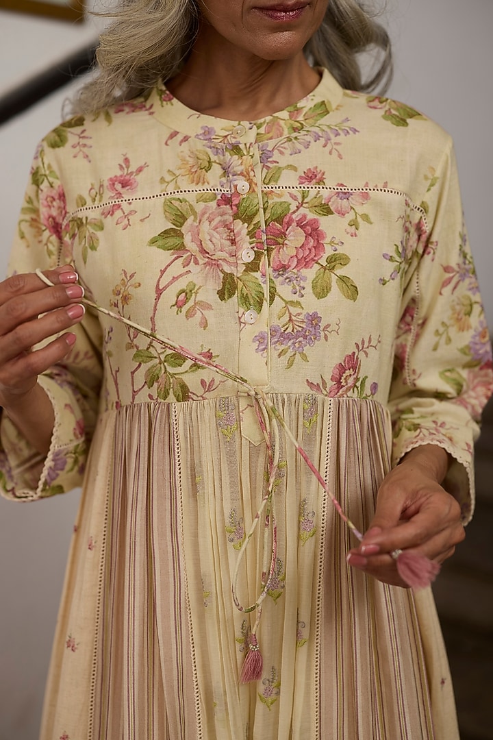 Ecru & Pink Khadi Printed Kurta by Khyati Rughani at Pernia's Pop Up Shop