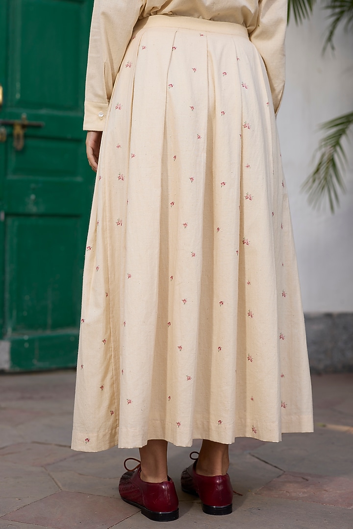 Ecru & Pink Khadi Floral Printed Pleated Skirt by Khyati Rughani at Pernia's Pop Up Shop