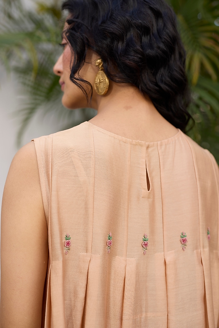 Peach Silk Hand Embroidered Pleated Midi Vacation Dress by Khyati Rughani at Pernia's Pop Up Shop