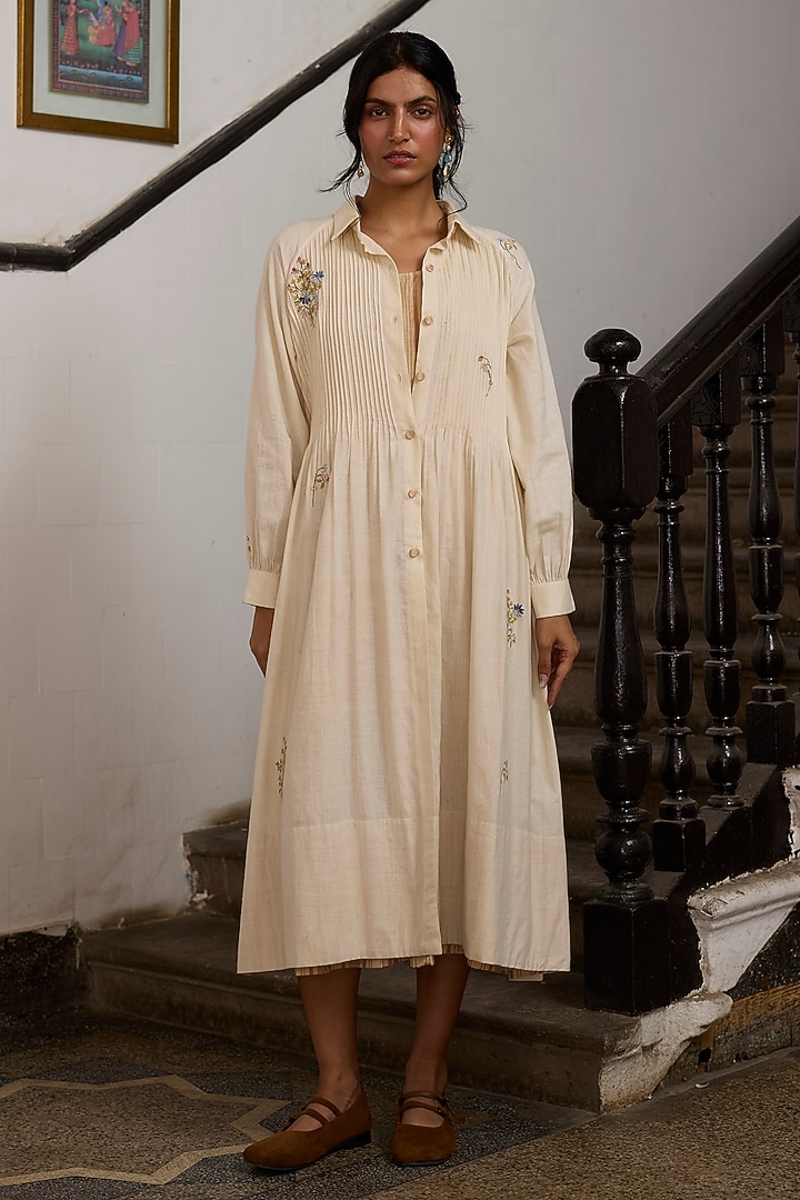 Ecru & Pink Khadi Floral Embroidered Tunic by Khyati Rughani at Pernia's Pop Up Shop