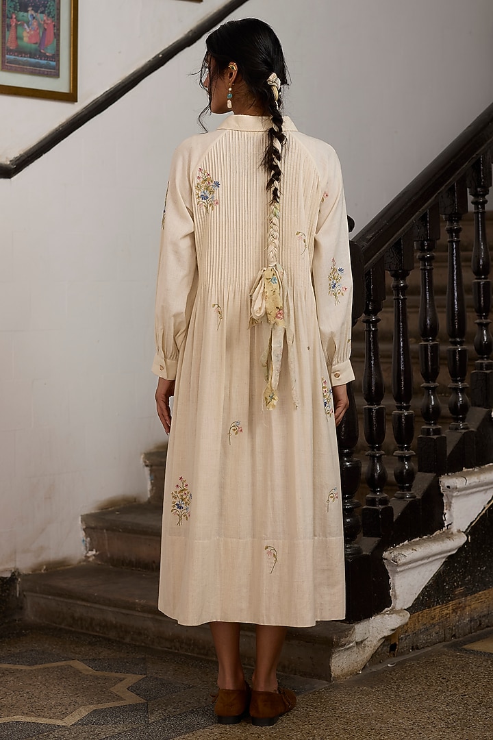 Ecru & Pink Khadi Floral Embroidered Tunic by Khyati Rughani at Pernia's Pop Up Shop
