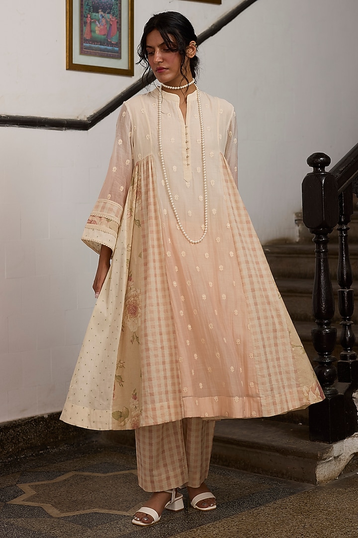 Off-White & Peach Ombre Khadi & Silk Panelled Kurta by Khyati Rughani at Pernia's Pop Up Shop