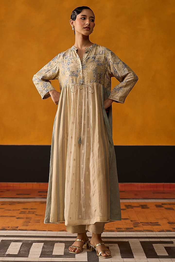 Beige & Blue Silk Floral Printed Kurta Set by Khyati Rughani at Pernia's Pop Up Shop