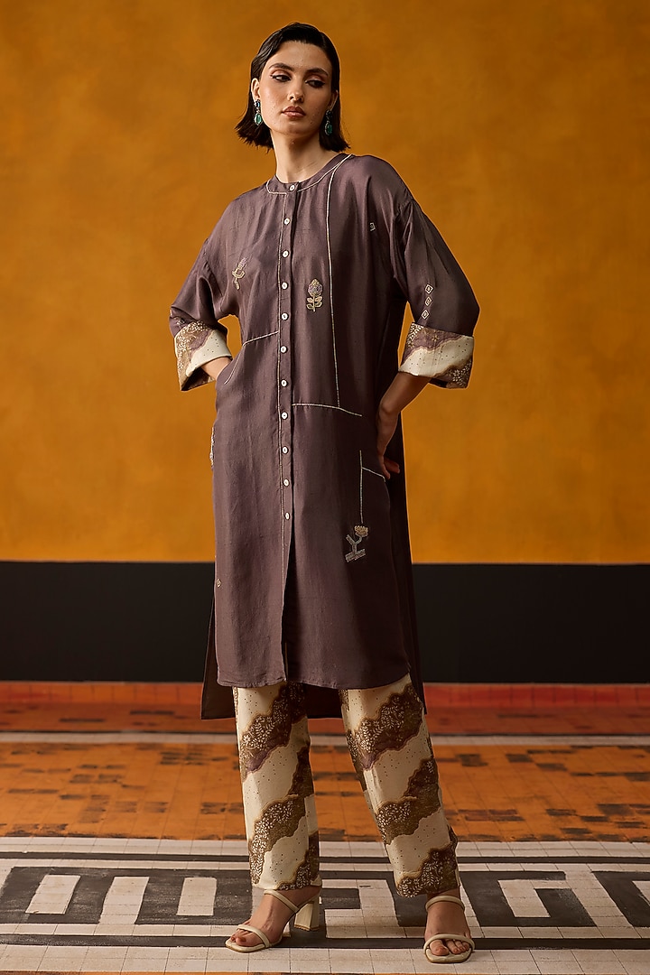 Purple Silk Bead Embroidered High-Low Kurta Set by Khyati Rughani at Pernia's Pop Up Shop