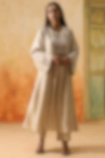 Beige Silk Bandhani Printed Long Kurta Set by Khyati Rughani at Pernia's Pop Up Shop