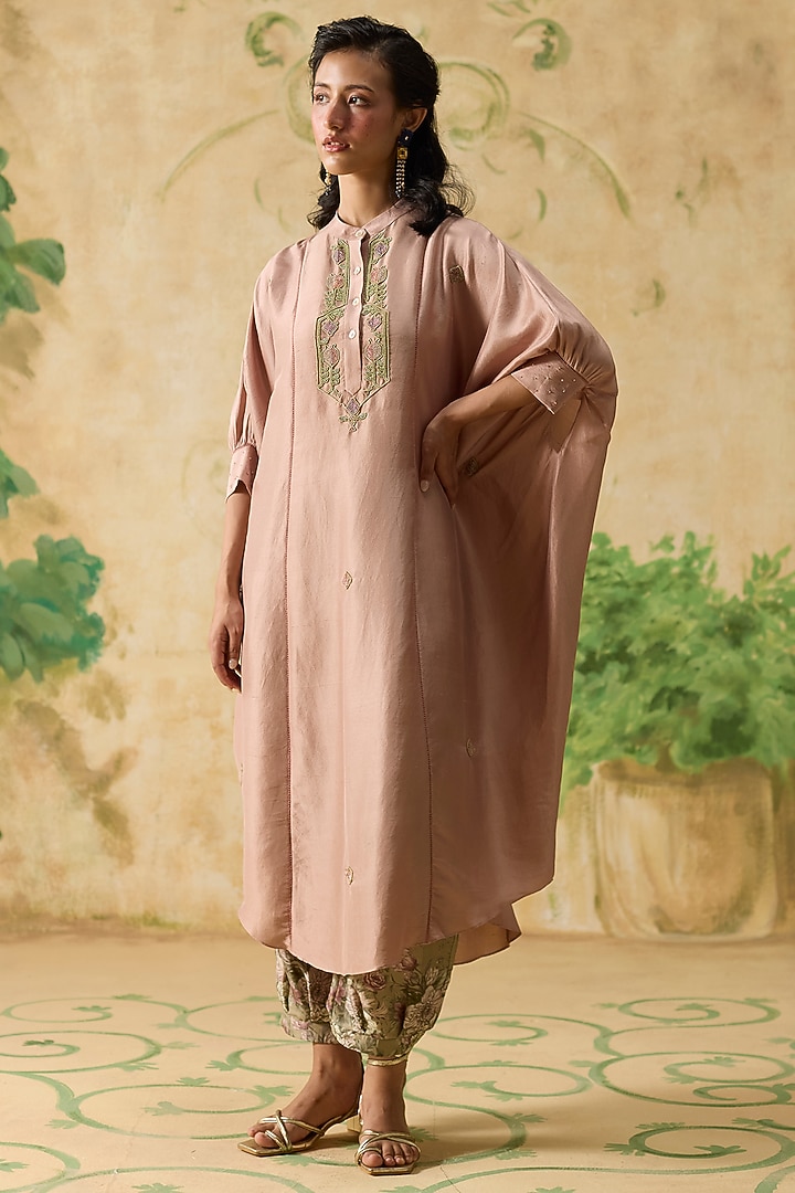 Pink Silk Beads Embroidered Kaftan Set by Khyati Rughani at Pernia's Pop Up Shop
