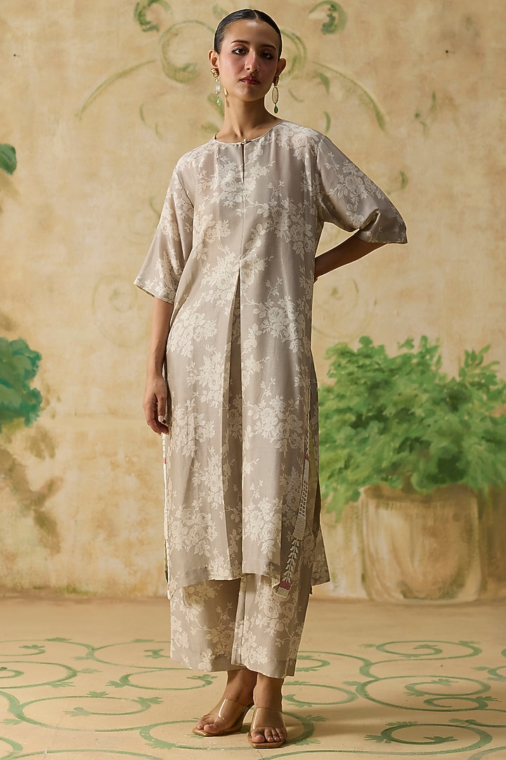 Grey & Beige Silk Floral Pattern Straight Kurta Set by Khyati Rughani at Pernia's Pop Up Shop