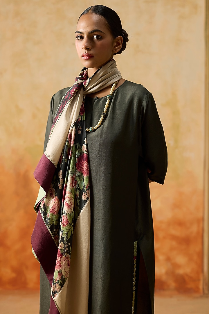 Charcoal Grey Silk Beads Embroidered Straight Kurta Set by Khyati Rughani at Pernia's Pop Up Shop
