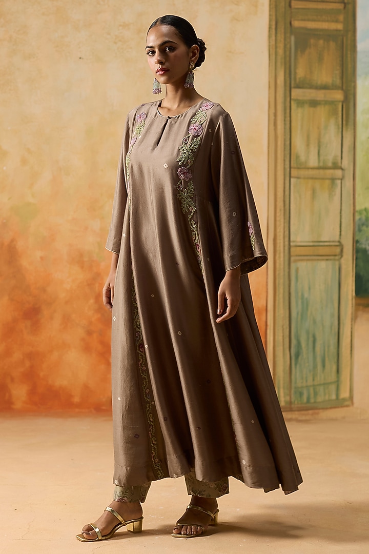 Brown Silk Bandhani Printed Kurta Set by Khyati Rughani at Pernia's Pop Up Shop