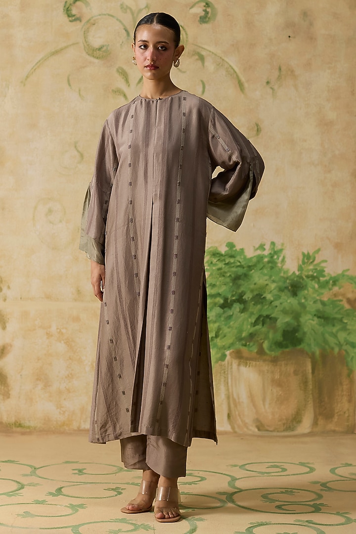 Brown Silk Bandhani Printed Kurta Set by Khyati Rughani at Pernia's Pop Up Shop
