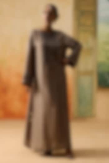 Brown Silk Bandhani Printed Straight Kaftan by Khyati Rughani at Pernia's Pop Up Shop