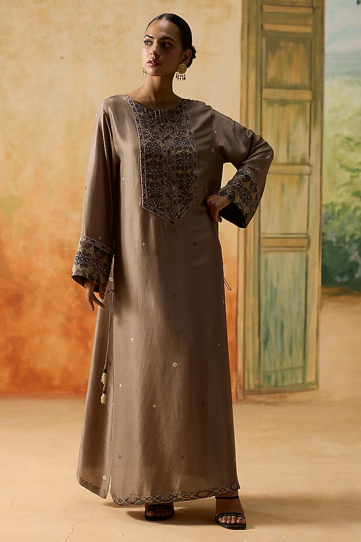 Brown Silk Bandhani Printed Straight Kaftan by Khyati Rughani at Pernia's Pop Up Shop