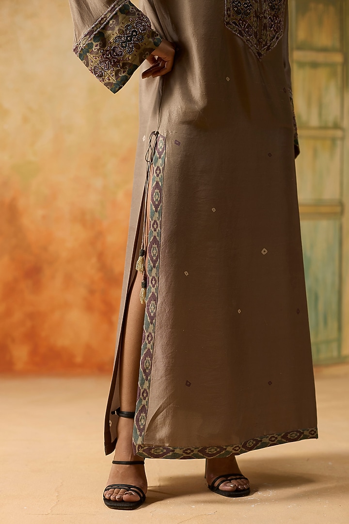 Brown Silk Bandhani Printed Straight Kaftan by Khyati Rughani at Pernia's Pop Up Shop