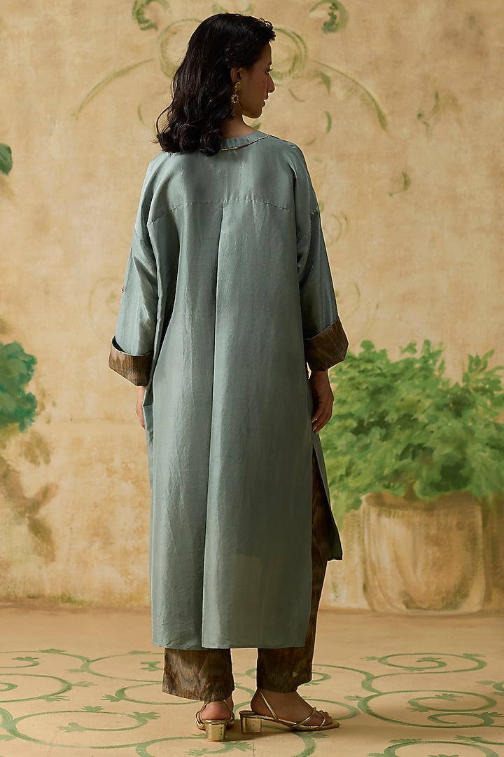 Teal Silk Beads Embroidered High-Low Kurta Set by Khyati Rughani at Pernia's Pop Up Shop