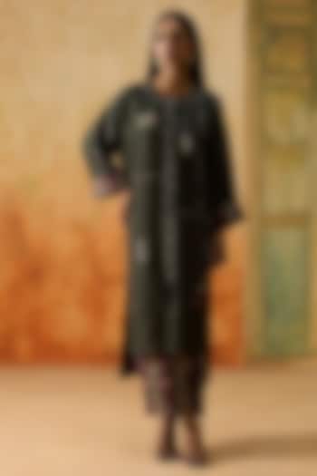 Charcoal Grey Silk Beads Embroidered High-Low Kurta Set by Khyati Rughani at Pernia's Pop Up Shop