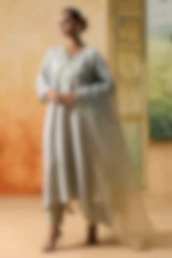 Mint Blue Silk Beads Embroidered High-Low Kurta Set by Khyati Rughani at Pernia's Pop Up Shop