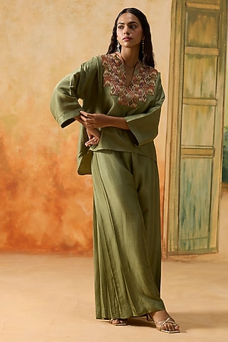Green Silk Ikkat Co-Ord Set by Khyati Rughani