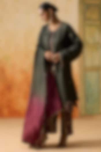 Charcoal Grey Silk Beads Embroidered Kurta Set by Khyati Rughani at Pernia's Pop Up Shop