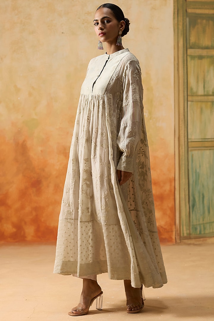 Light Grey Silk Floral Motif Tunic by Khyati Rughani at Pernia's Pop Up Shop