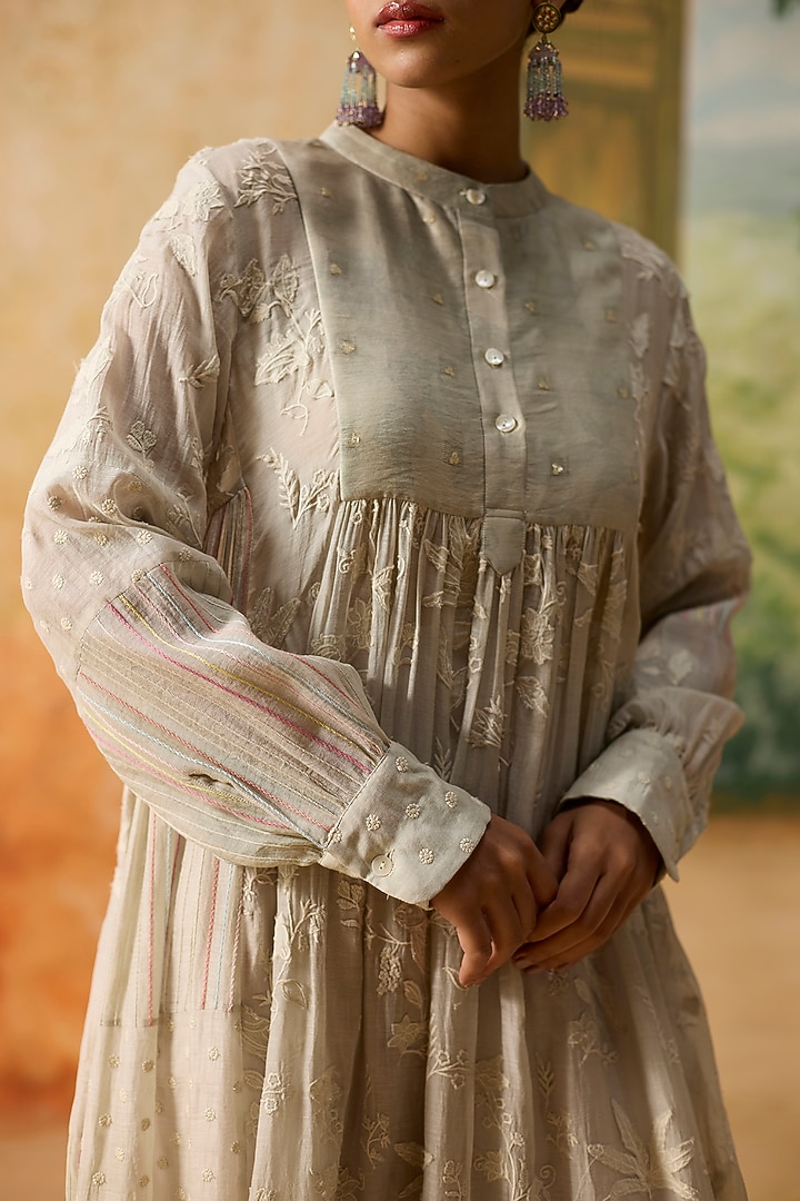 Light Grey Silk Floral Motif Tunic by Khyati Rughani at Pernia's Pop Up Shop