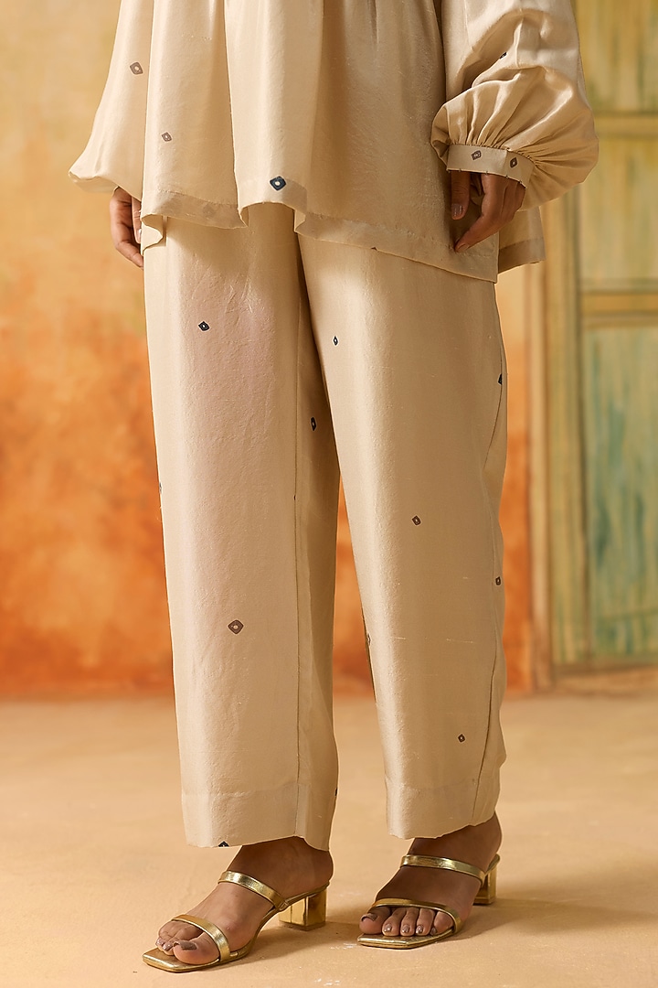Beige Silk Bandhani Gathered Co-Ord Set by Khyati Rughani at Pernia's Pop Up Shop