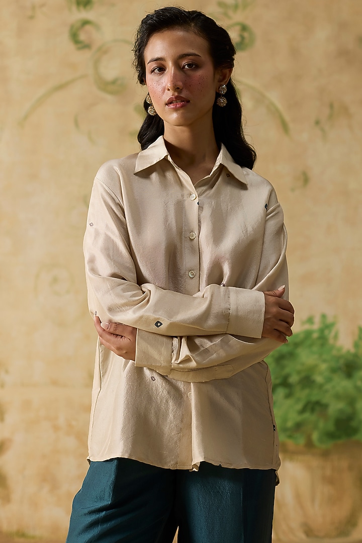 Teal & Beige Silk Bandhani Reversible Jacket Set by Khyati Rughani at Pernia's Pop Up Shop