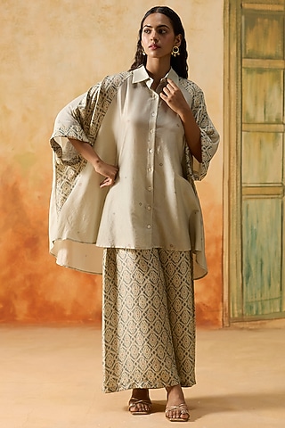 Beige & Blue Silk Bandhani Shirt by Khyati Rughani