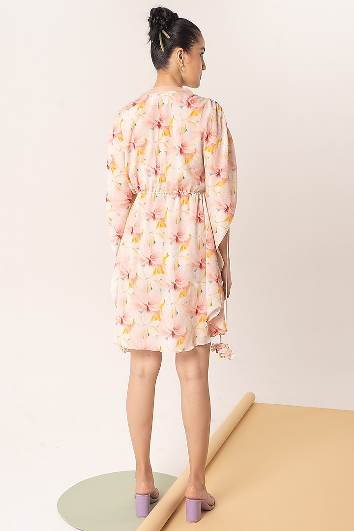 Cloud White Printed Kaftan by Khushbu Rathod at Pernia's Pop Up Shop
