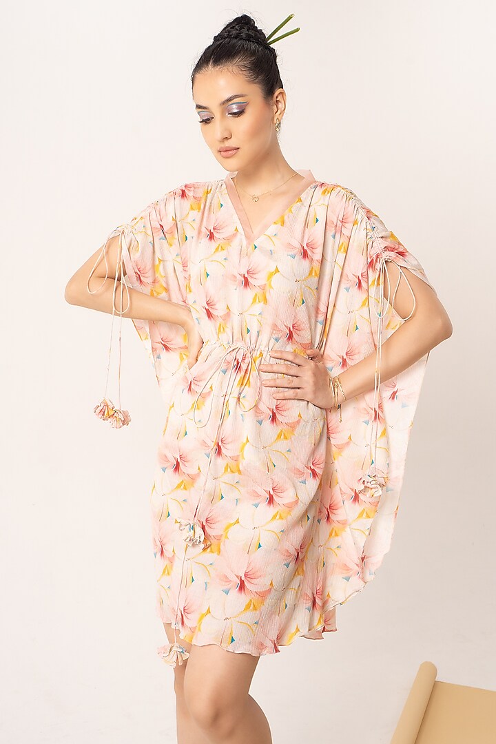 Cloud White Printed Kaftan by Khushbu Rathod at Pernia's Pop Up Shop