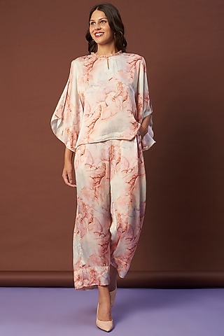 Peach Co-Ord Set With Print by Khushbu Rathod