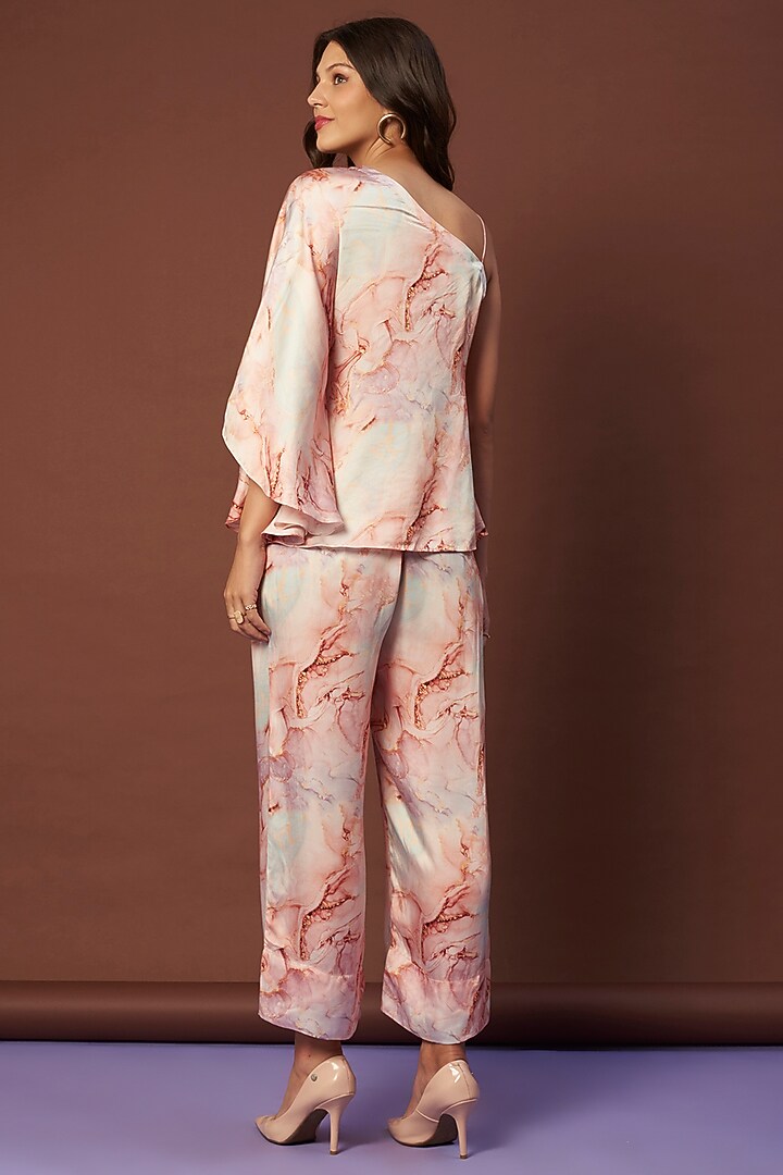 Peach Printed Pant Set by Khushbu Rathod at Pernia's Pop Up Shop